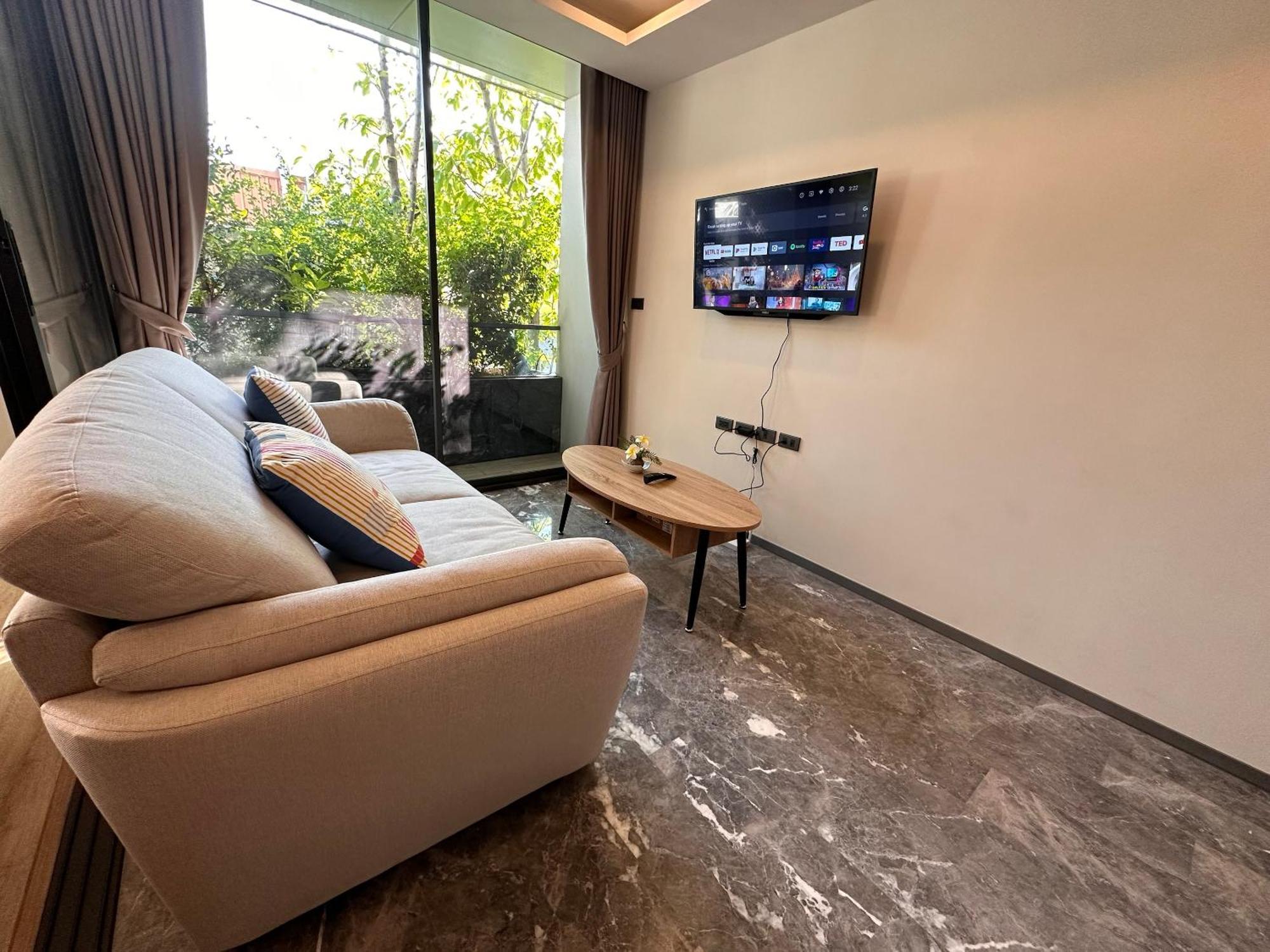168 Sukhumvit 36精品公寓 Бангкок Екстер'єр фото