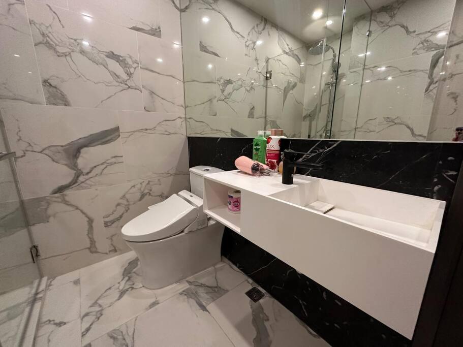 168 Sukhumvit 36精品公寓 Бангкок Екстер'єр фото